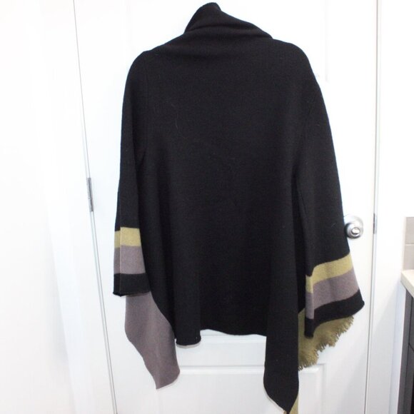 Bryn Walker 100% wool Fringe Wrap Poncho Size Small - Picture 3 of 3